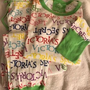 Victoria’s Secret size L pajama set